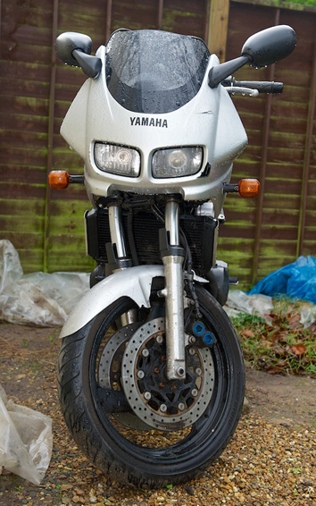 [Image: FZS600Bought2-s.jpg]